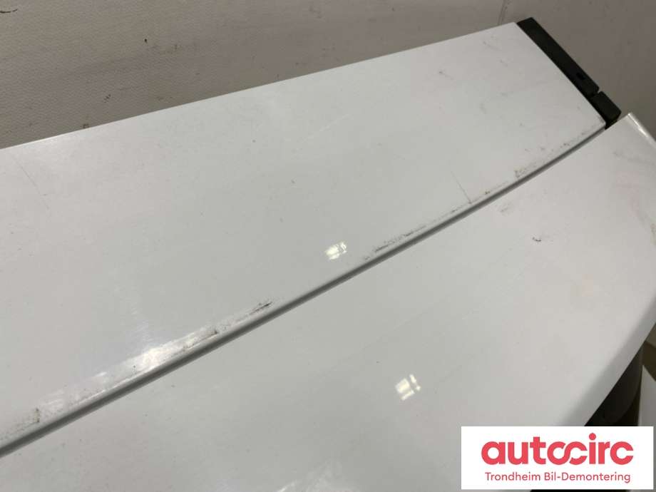 Bakluke til Ford Kuga 2008-2012 (Type I) (1707331|P8V41-S40410-AF|)