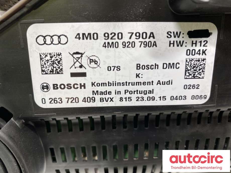 Instrumentpanel til Audi Q7 2015-->> (Type II)  (BOSCH|4M0920790A|4M0920790AX|4M0 920 790 AX| 4M0 920 790 A| 0263720409)