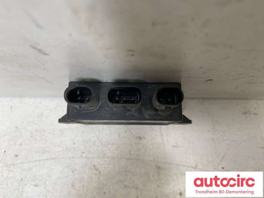 Styreenhet elektrisk bakluke til BMW 2-Serie, Active/Gran Tourer 2014-->> (F45/F46) (F45/F46) (..|61357475727|61355A398E8|61357498464)
