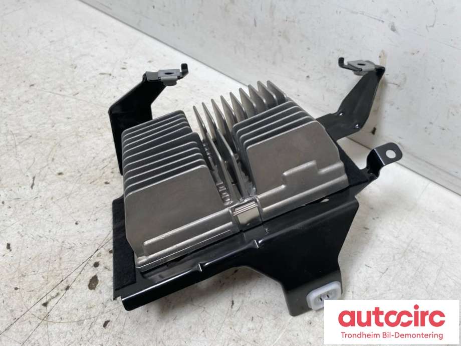 Bilstereo forsterker til BMW 2-Serie, Active/Gran Tourer 2014-->> (F45/F46) (F45/F46) (..|9375049|65122622759|65129375049)