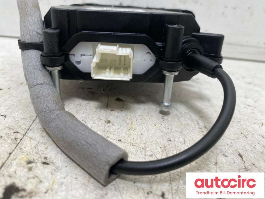 Sentrallås bakluke til BMW 2-Serie, Active/Gran Tourer 2014-->> (F45/F46) (F45/F46) (..|51247348531|51 24 7 348 531|)