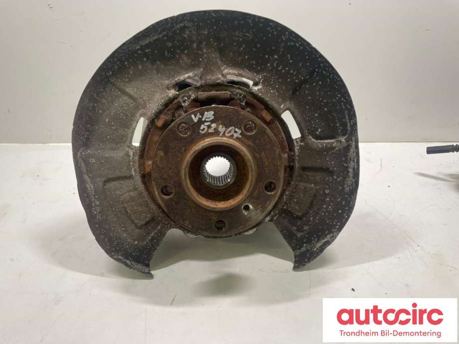 Hjulspindel venstre bak til BMW X5 2013-2018 (F15) (F15) (LES INFO|33326879101|33 32 6 879 101|)