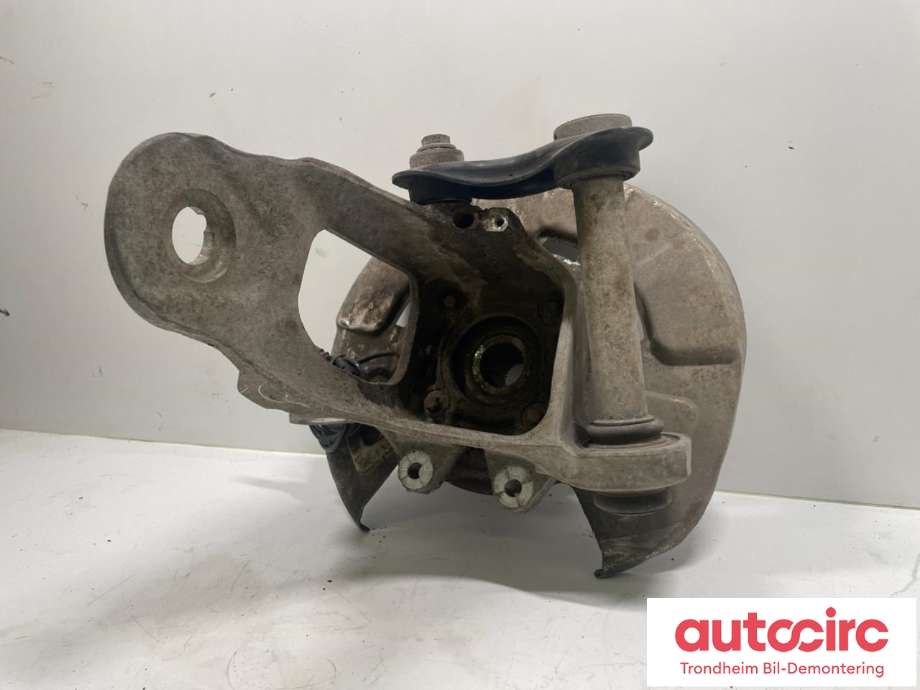 Hjulspindel venstre bak til BMW X5 2013-2018 (F15) (F15) (LES INFO|33326879101|33 32 6 879 101|)
