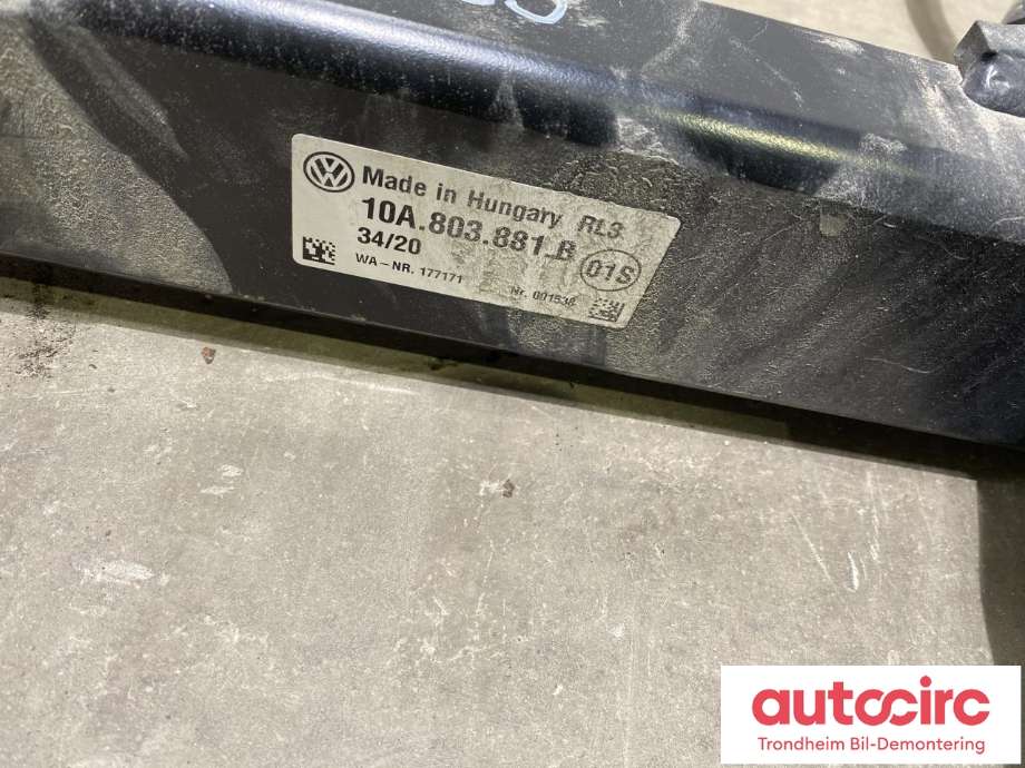 Hengerfeste til VW ID.3 2020-->>  (..|10A 092 150 A|)
