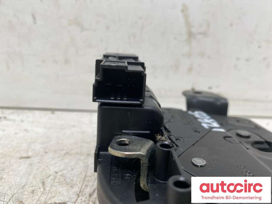 Baklukelås til BMW 2-Serie, Active/Gran Tourer 2014-->> (F45/F46) (F45/F46) (..|7348530|51247348530|)