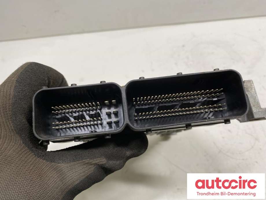Styreenhet motor til Mercedes GLK 2008-2015 (X204) (X204) (DELPHI|A6519005301|A6519003902|A 651 900 39 02| A 651 900 53 01| 28292738)