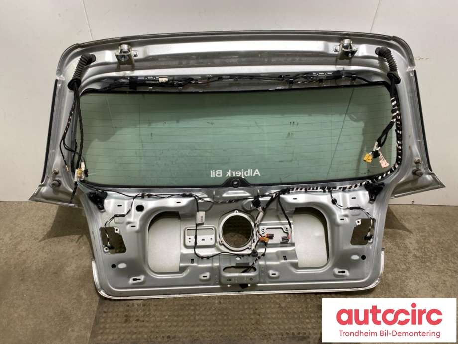Bakluke til VW Golf VI 2008-2012  (...|5K6827025J|)