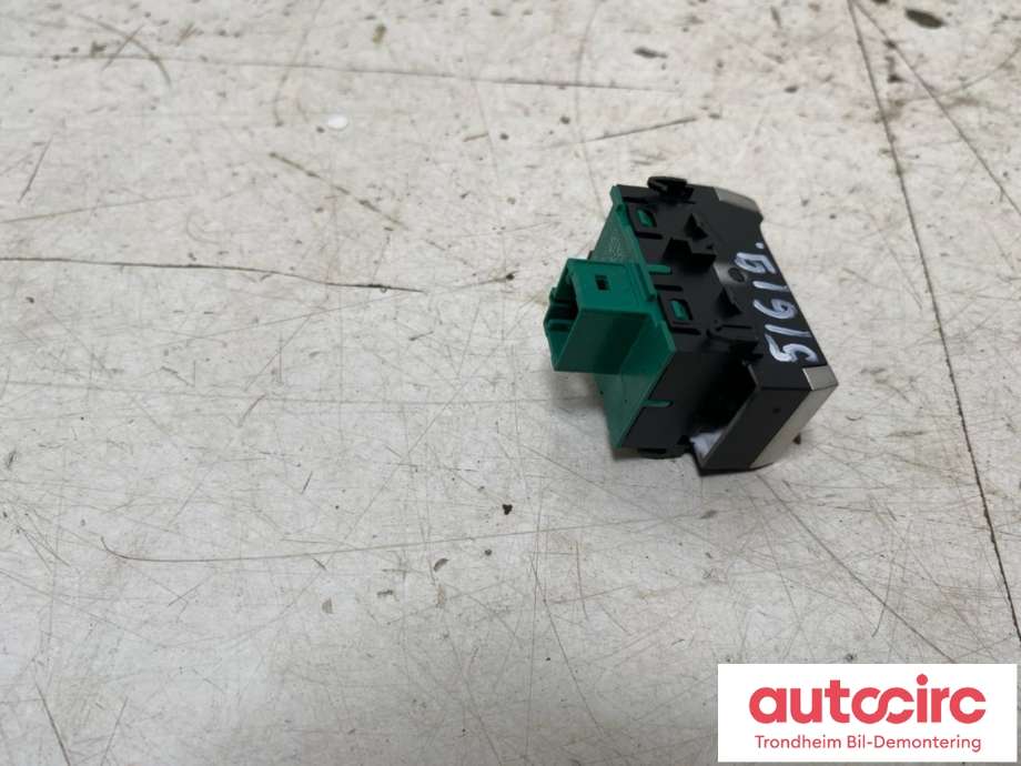 Bryter diverse til Jeep Avenger 2023-->>  (..|98307458ZD|)