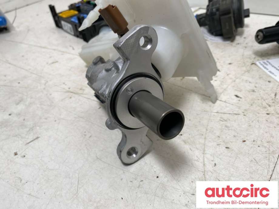 Bremsepumpe hoved til Jeep Avenger 2023-->>  (...|32672071|)