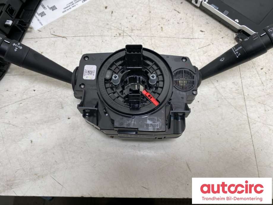 Bryter combi til Jeep Avenger, 2023-->>  (VALEO|98464321ZD00)
