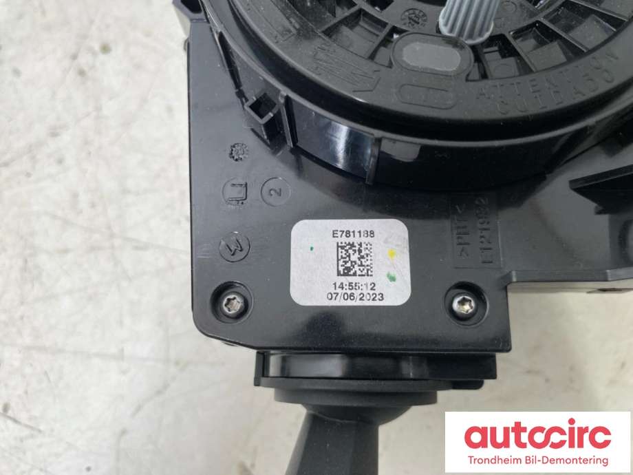 Bryter combi til Jeep Avenger 2023-->>  (VALEO|98464321ZD00|)