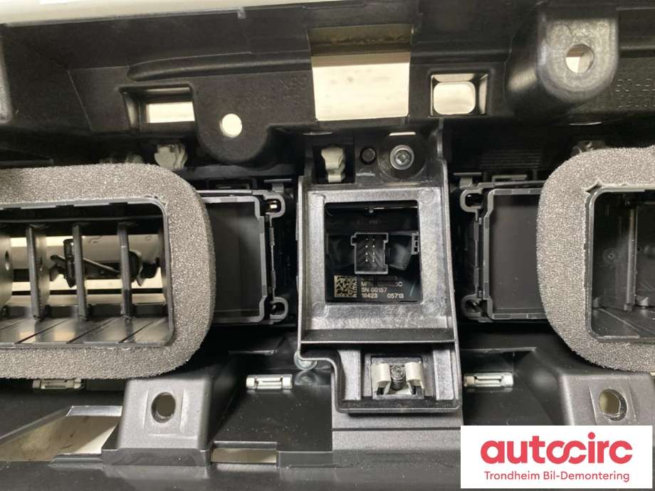 Dashbord friskluftdyse til Jeep Avenger 2023-->> (...|735789848|735770555|)