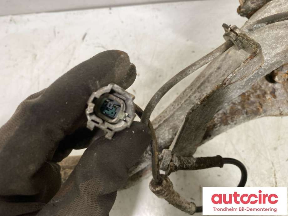Hjulspindel venstre foran til Nissan Navara 2005-2010 (Fase 1) (D40) (D40) (40015EB000|)