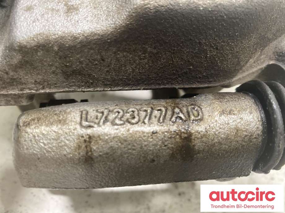 Bremsecaliper venstre foran til Mercedes EQB 2022-->>  (A 247 421 43 00|)