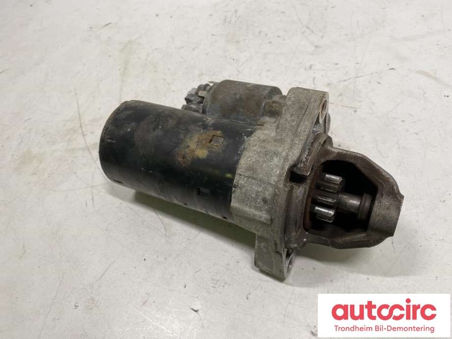 Starter til BMW X3 2003-2006 (Fase 1) (E83) (E83) (BOSCH|7515390|12412354693|12 41 2 354 693| 0001108401)