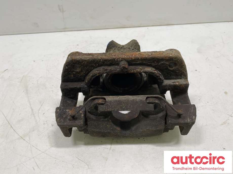 Bremsecaliper høyre foran til BMW X3 2003-2006 (Fase 1) (E83) (E83) (..|34116765882|34 11 6 765 882|)