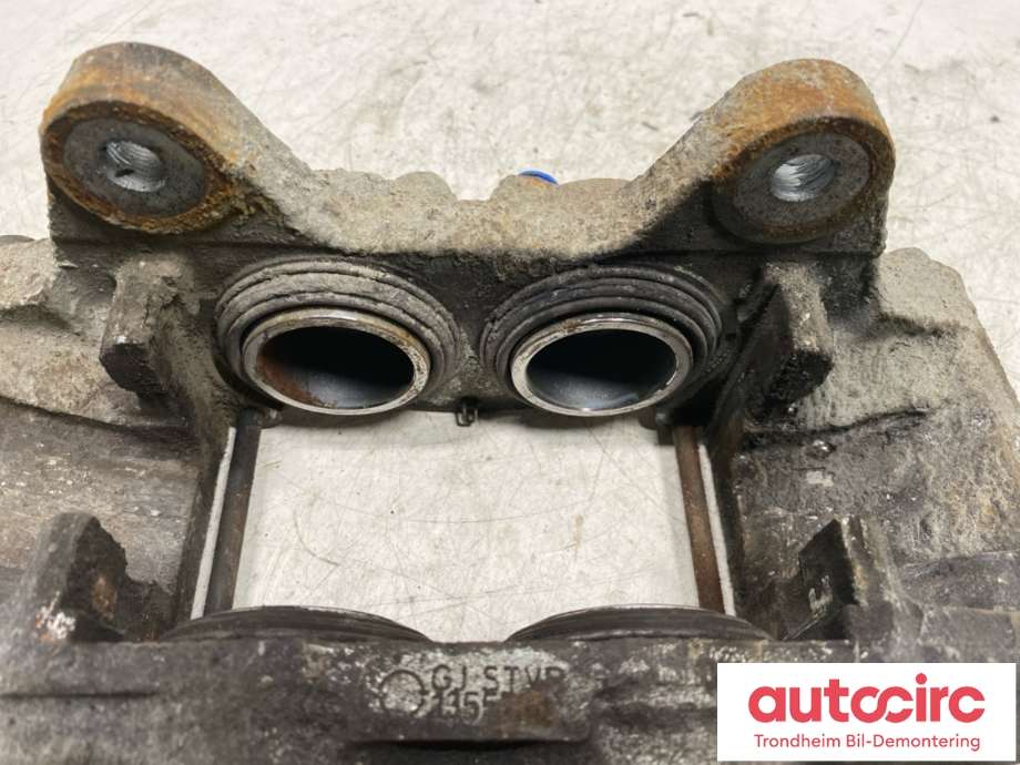 Bremsecaliper venstre foran til Toyota Land Cruiser 150 2010-2013 (Fase 1) (4775060300|)