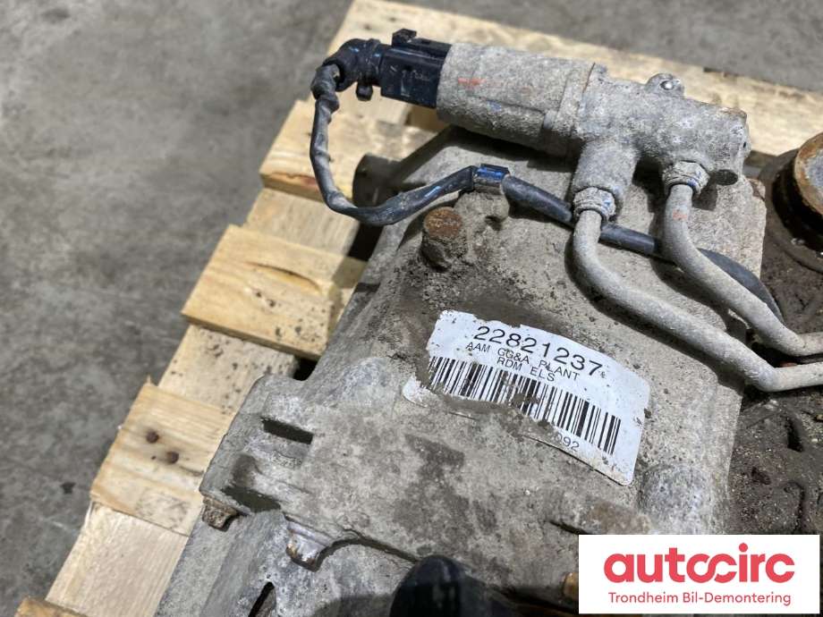 Kardang klokke bak til Opel Insignia A 2009-2014  (22821237|84163015|)