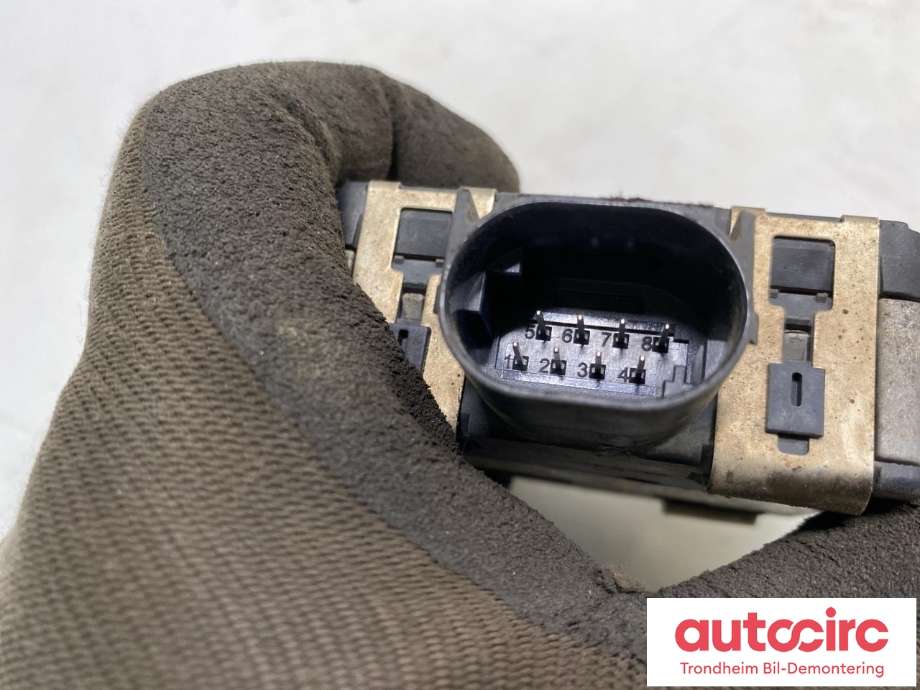 Sensor radar til VW Passat 2015-2019 (Fase 1) (B8) (B8) (BOSCH|3G0907561C|3G0907561E|3Q0 907 561 E| 3Q0 907 561 C| 0203300598)