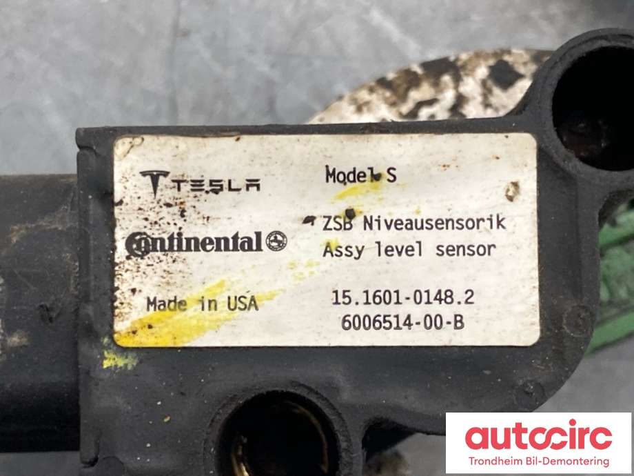Sensor nivå, venstre foran til Tesla Model S 2013-2016 (Fase 1)  (CONTINENTAL|6006514-00-B|)