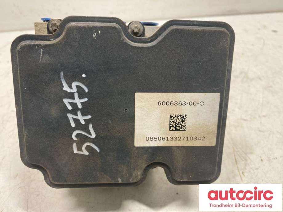 ABS sentral til Tesla Model S 2013-2016 (Fase 1)  (1038119-00-D|1037797-00-B|1037797-00-C|1037797-00-D|6006363-00-C|1008391-00-C|6006363-00-D|6006363-00-E|1008391-00-A|1008391-00-B)