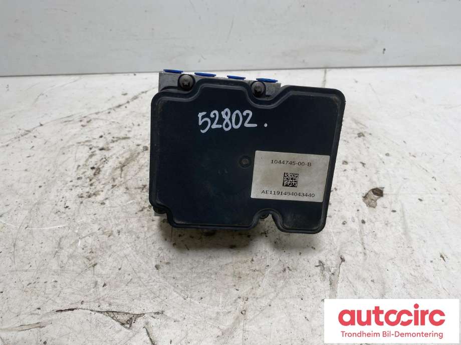 ABS sentral til Tesla Model 3 2018-2023 (Fase 1)  (1044745-00-B|1044746-00-A|)
