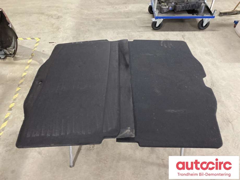 Bagasjerom teppe/gulvplate til Jeep Avenger 2023-->> (...|7357714080|)