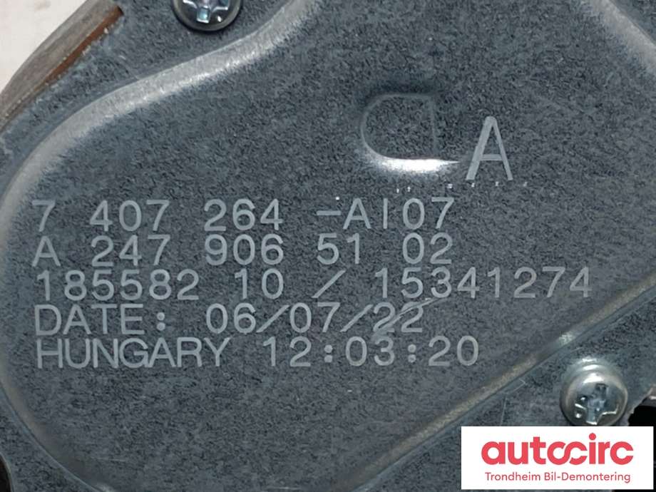 Viskermotor bakrute til Mercedes EQB 2022-->>  (A2479065102|)