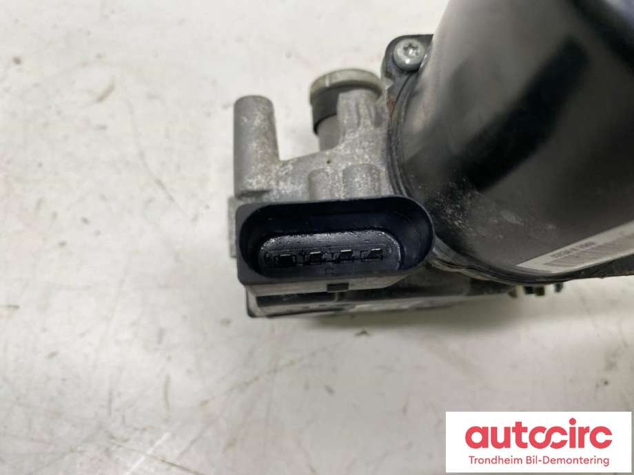 Viskermotor frontrute til Tesla Model X 2016-->>  (VALEO|1034391-00-D|1034391-99-C|W000076163)