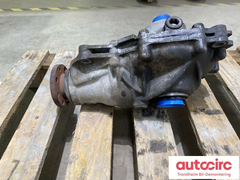 Kardang klokke foran til BMW 5-Serie 2010-2017 (F10/F11) (F10/F11) (31508635698|)
