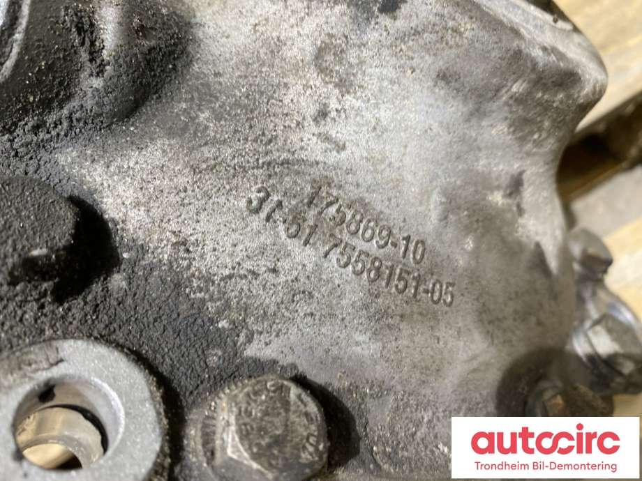 Kardang klokke foran til BMW 5-Serie 2010-2017 (F10/F11) (F10/F11) (31508635698|)
