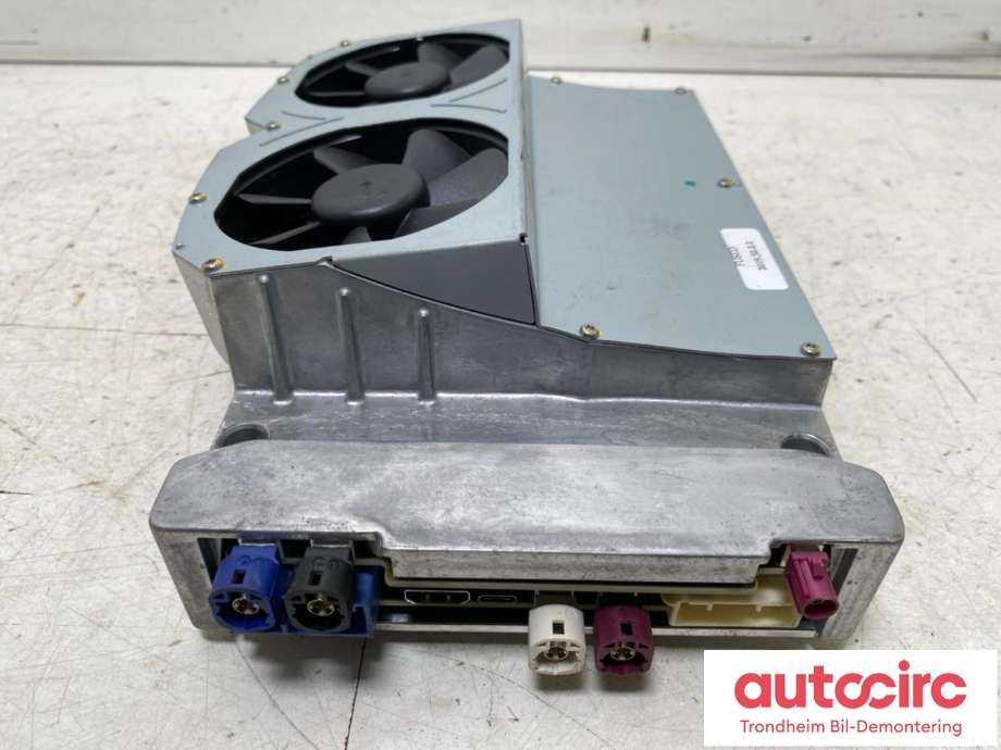 Styreenhet autopilot til Tesla Model S 2016-2021 (Fase 2) (..|1655000-70-I|1125800-70-B|1078321-70-C)