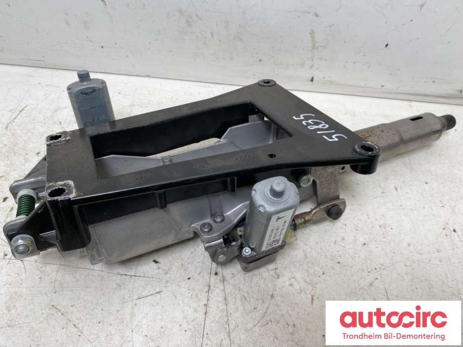 Rattaksel til Tesla Model S 2016-2021 (Fase 2)  (..|1027811-00-F|1027811-00-E|)