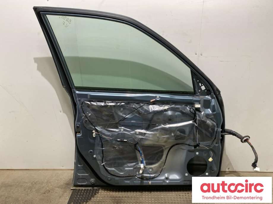 Dør venstre foran til Subaru Forester 2008-2013 (Type III)  (60009SC0319P|)