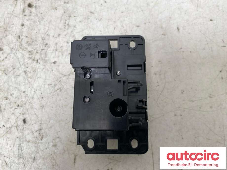 Girstang/girvelger automat til Peugeot e-3008 2023-->>  (...|98546094ZD|)