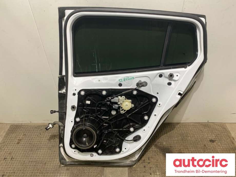 Dør høyre bak til Ford Focus 2018-->> (Type IV)  (...|2577516|PJX7B-N24630-AF|)