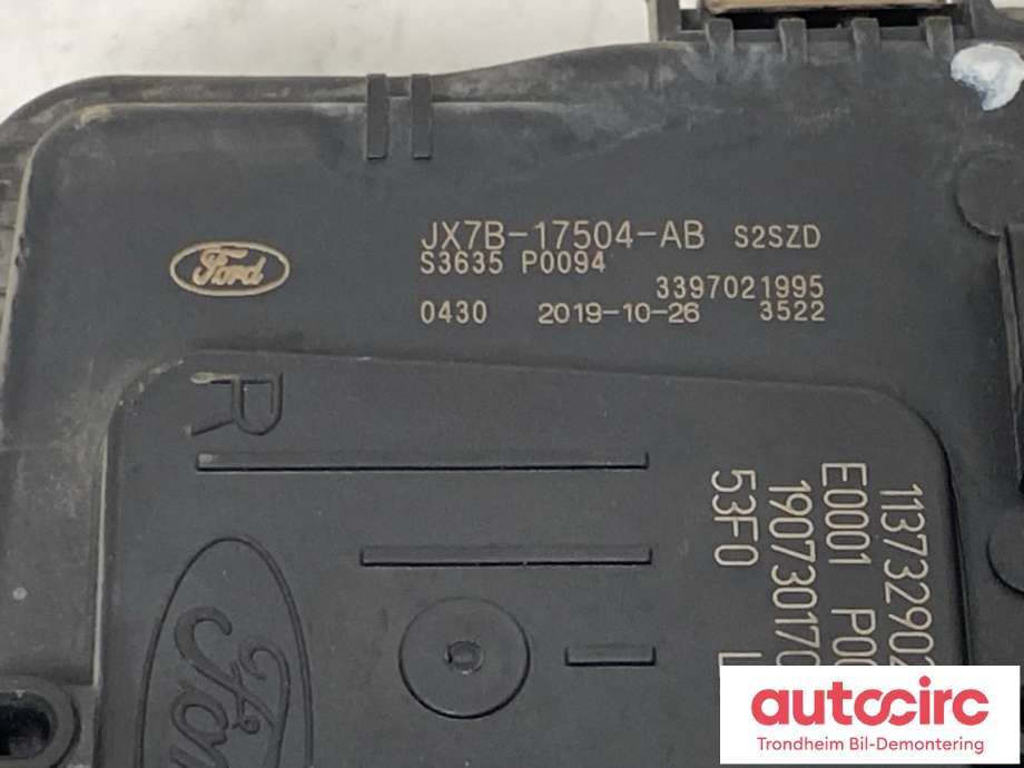 Viskermotor frontrute til Ford Focus 2018-->> (Type IV)  (...|2479685|JX7B-17504-AC|JX7B-17504-AB| 1397225045| 2779894)