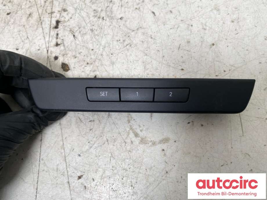 Bryterpanel førersete til BMW 5-Serie, 2010-2017 (F10/F11) (F10/F11) (.|9361237)
