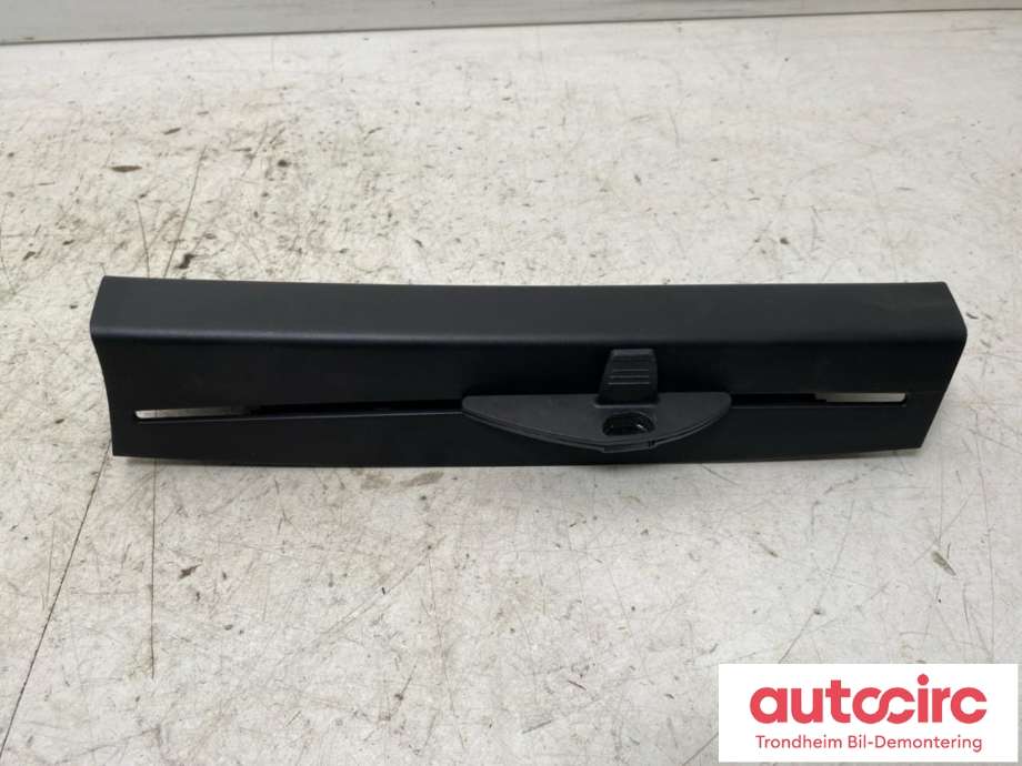 Solskjerm høyre til BMW 5-Serie, 2010-2017 (F10/F11) (F10/F11) (..|9171786)