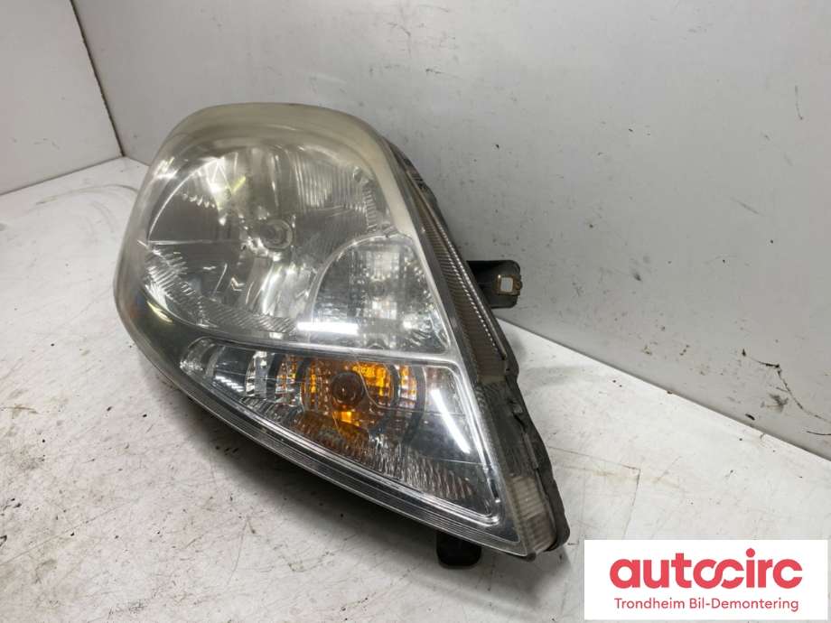 Frontlykt høyre halogen til Opel Vivaro A 2006-2014  (VALEO|93859830|8200701356|)