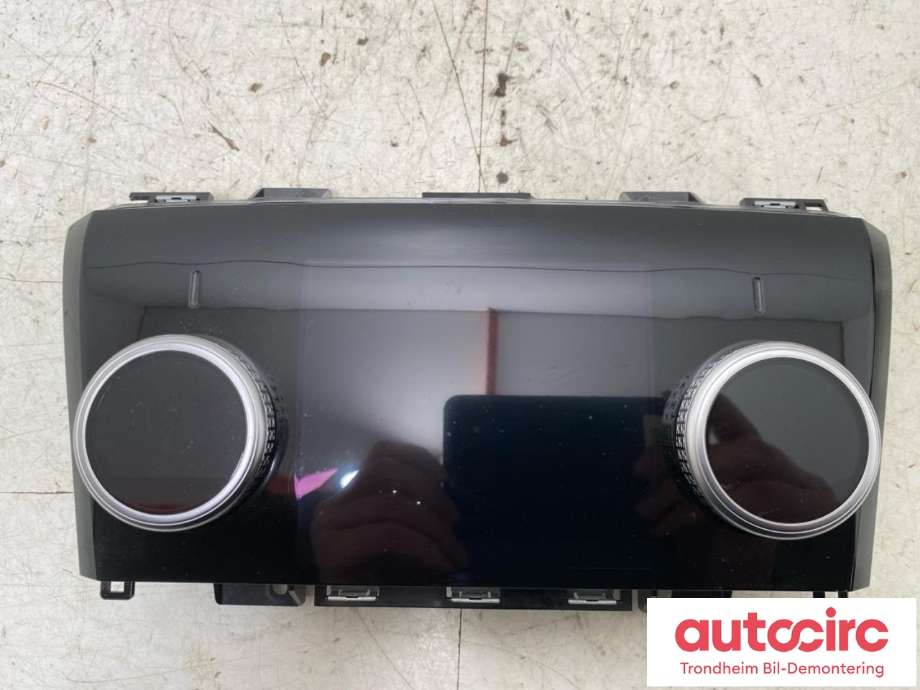 Varmeapparat betjening til Jaguar I-PACE, 2018-->>  (..|J9D3-13D734-CD)
