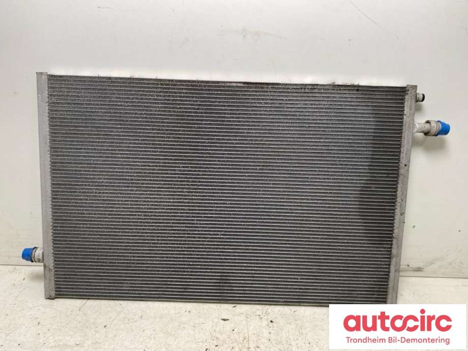 Radiator (automat gir) til Jaguar I-PACE, 2018-->>  (..|T4K9610)