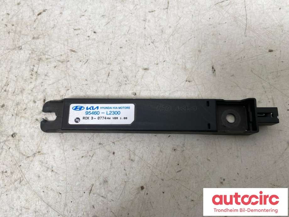 Antenne til Kia Sorento, 2016-->> Type III (..|95460-L2300)