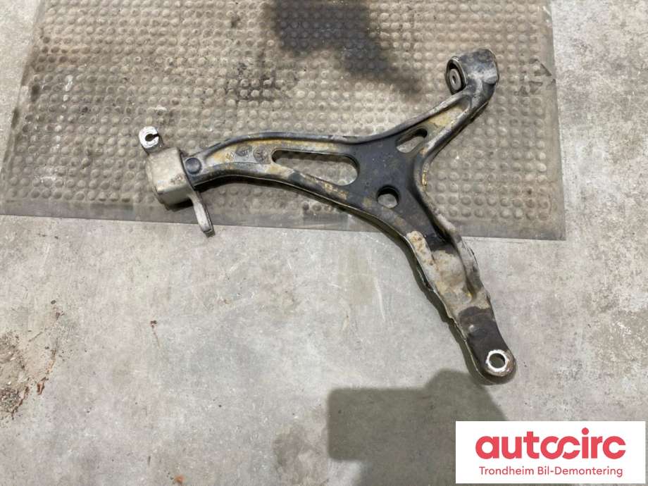 Travers bak til Audi A4 2004-2008 (Type III) (B7) (B7) (..|8E0 505 235 BN|3R0 505 235|)