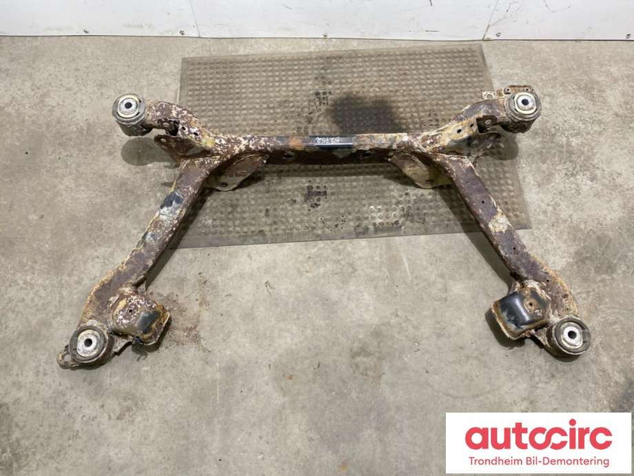 Travers bak til Audi A4 2004-2008 (Type III) (B7) (B7) (..|8E0 505 235 BN|3R0 505 235|)