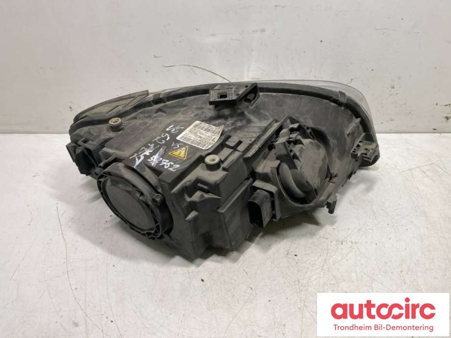 Frontlykt venstre xenon til Audi A4 2004-2008 (Type III) (B7) (B7) (AL|8E0 941 029 BM|)