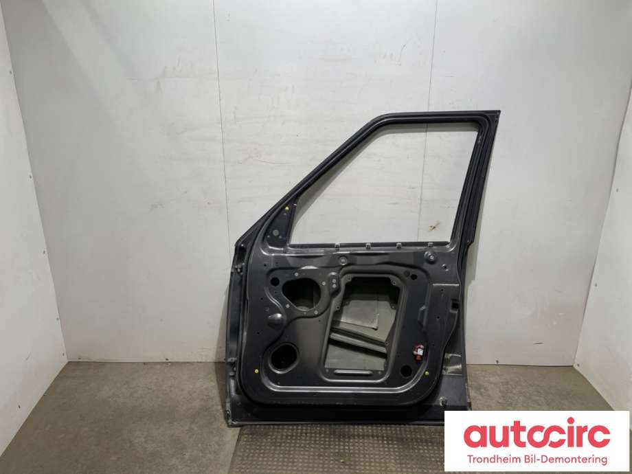 Dør høyre foran til Land Rover Discovery 2005-2009 (Type III)  (BDA780100|LR016462|5H2220124AA| AH2220124BA)