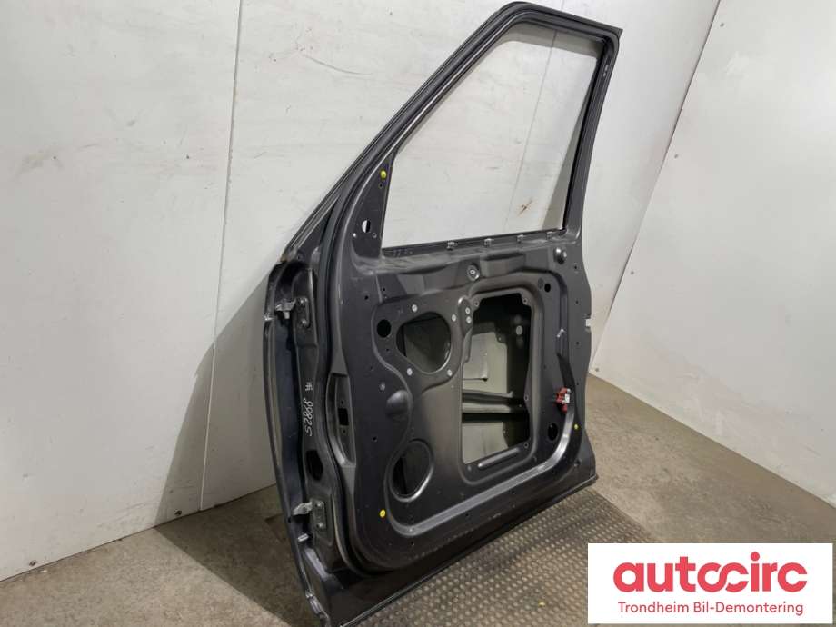Dør høyre foran til Land Rover Discovery 2005-2009 (Type III)  (BDA780100|LR016462|5H2220124AA| AH2220124BA)