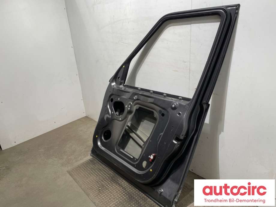 Dør høyre foran til Land Rover Discovery 2005-2009 (Type III)  (BDA780100|LR016462|5H2220124AA| AH2220124BA)