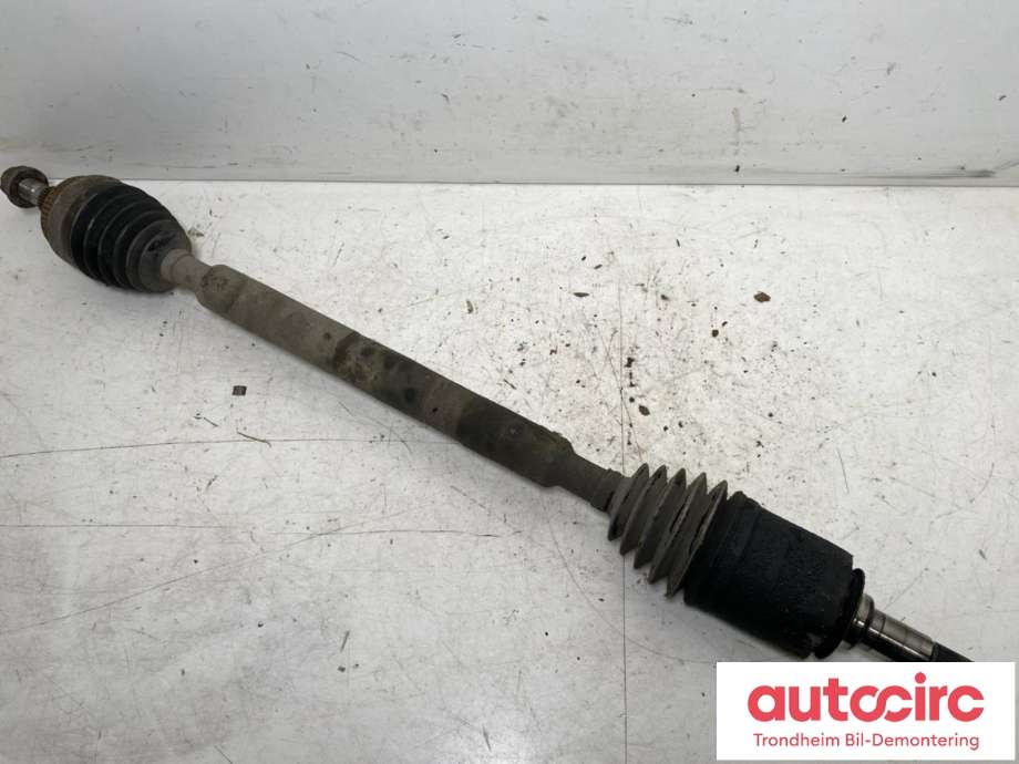 Drivaksel høyre foran, diesel/automat til Mercedes ML 1997-2005 (W163) (W163) (..|A1633300501|A163330050164|)